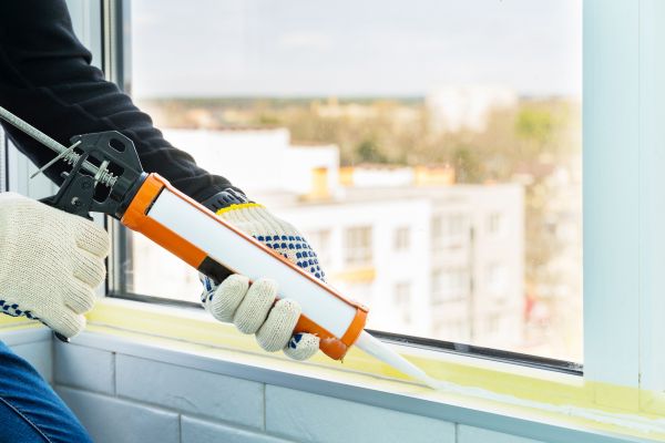 Window Recaulking Service in Kingsport